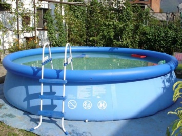 На Кубани трехлетний ребенок утонул в домашнем бассейне
