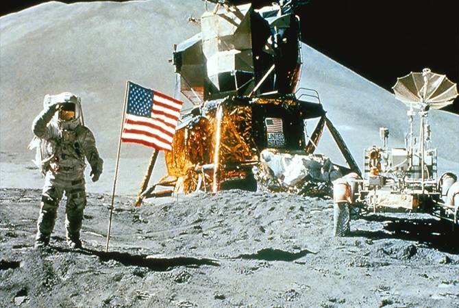Россия не верит, что американцы первые высадились на Луну