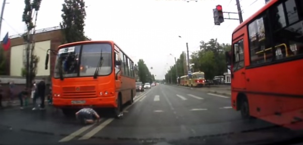 В Нижнем Новгороде маршрутка переехала мужчину на пешеходном переходе