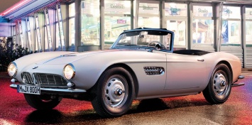 Специалисты BMW восстановили автомобиль Элвиса Пресли