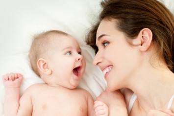 В Каменском молодые мамы могут получить бесплатную консультацию по грудному вскармливанию