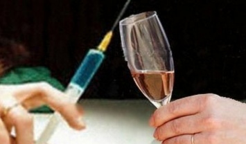 Ученые установили влияние алкоголя и марихуаны на сексуальное поведение