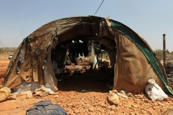 Российская авиация разбомбила два лагеря беженцев в Сирии: среди погибших есть дети
