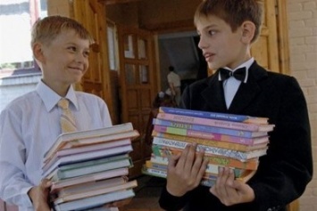 В Кременчуге горвласти дадут деньги на закупку учебников для учеников 4-7 классов школ города