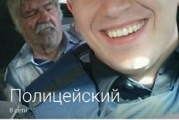 Краматорского полицейского уволят за селфи