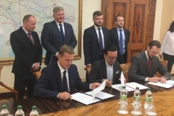 «Артемсоль» подписала трехсторонний меморандум о сотрудничестве с «Укравтодором» и «Укрзализныцей»