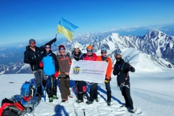 Николаевские альпинисты покорили вершины Грузии (ФОТО)