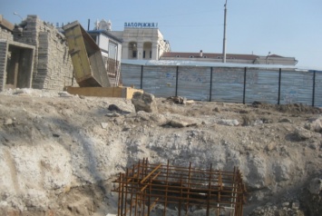 Реконструкция Привокзальной площади Запорожья откладывается - предпринимателю аннулировали разрешение