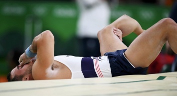 Гимнаст сборной Франции сломал ногу на Олимпиаде в Рио