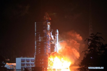 Китай совершил успешный запуск первого спутника мобильной связи