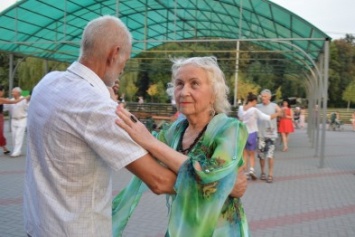 Как запорожцев учили танцевать, - ФОТО, ВИДЕО