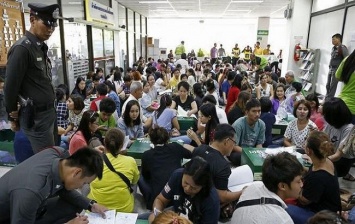 Референдум в Таиланде: население поддержало предложенную хунтой конституцию