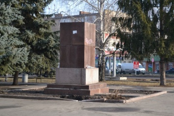 В Миргороде на месте Ленина хотят установить другой памятник