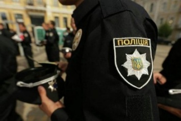 В киевском метро задержан хулиган, набросившийся на пассажира и полицейского
