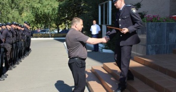 Николаевским полицейским вручили благодарности за поимку преступников