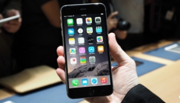 ФАС России открыла дело на Apple из-за одинаковых цен на iPhone в РФ