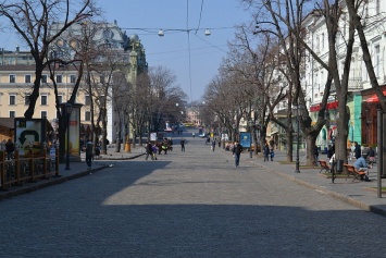 Главная пешеходная улица Одессы недоступна для инвалидов