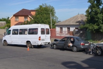 ДТП в Николаеве: Daewoo зацепил маршрутку