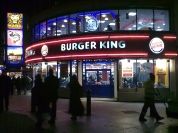 Burger King принесла публичные извинения Сергею Шнурову