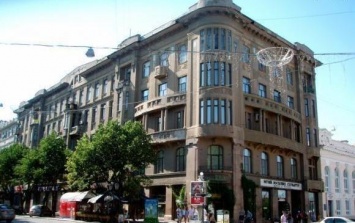 Одесса: суд вернул городу памятник архитектуры на Дерибасовской