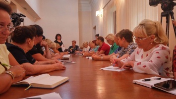 Депутаты нашли антисанитарию и просроченную еду в одесских столовых для бедных