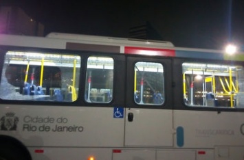 В олимпийском Рио обстреляли автобус с журналистами