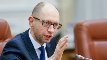 Адвокат: Яценюк игнорирует вызовы на допрос в Генпрокуратуру