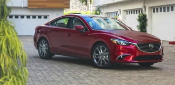 Mazda обновила «тройку» и «шестерку»