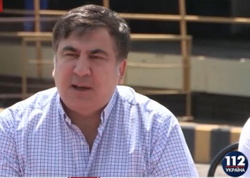 РФ решением о блокировании грузовых перевозок украинских товаров на самом деле помогает Украине, - Саакашвили