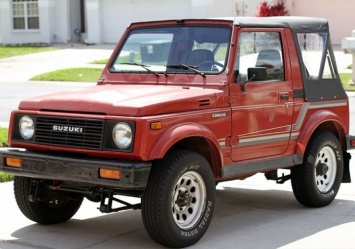 Внедорожник Suzuki Samurai 1986 года продадут на eBay