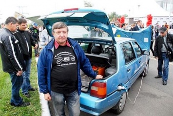В селе под Киевом появился украинский электромобиль