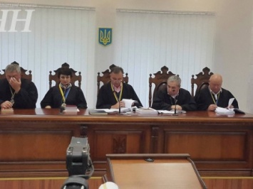 Судьи Апелляционного суда ушли в совещательную комнату для принятия решения относительно жалоб на арест А.Ефремова