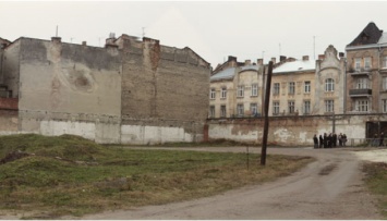 Во львовской тюрьме НКВД сбрасывала расстрелянных в ямы с животными