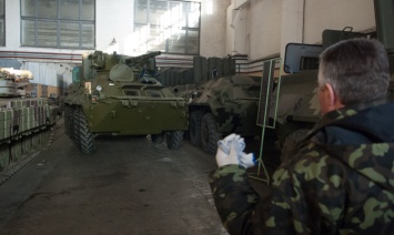Киевский бронетанковый завод в 2 раза увеличил поставки БТР силовикам