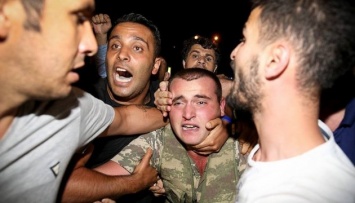 В Греции пропали двое турецких военных атташе - СМИ