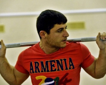 Во время Олимпиады в Рио тяжелоатлет из Армении вывихнул локоть
