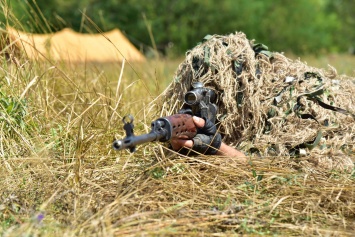 Аброськин опубликовал фотографии учений спецназа на Донбассе