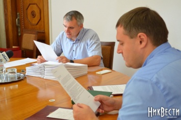 Исполком запретил скандальную остановку, откуда регулярно отправлялись автобусы в Коблево и Одессу