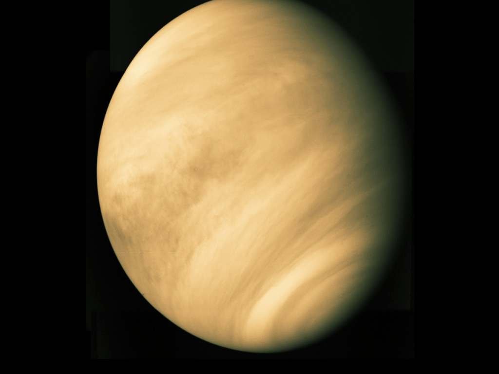 Ученые: Обнаружены новые доказательства вулканической активности на Венере