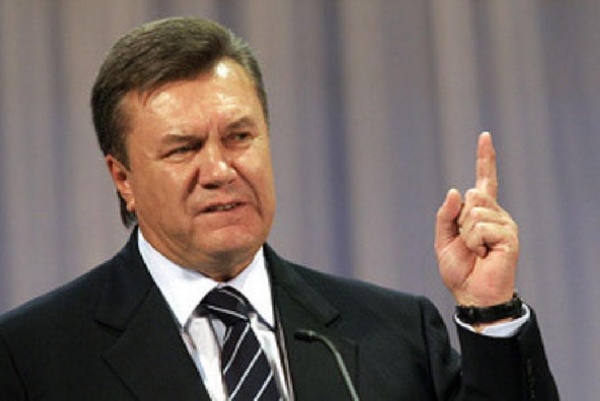 Порошенко: Лишение Януковича звания президента противоречит Конституции