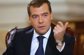 Медведев не исключает разрыва дипотношений с Украиной, последнее слово за Путиным