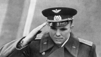 В Сочи проходит выставка редких фото советского космонавта Юрий Гагарина