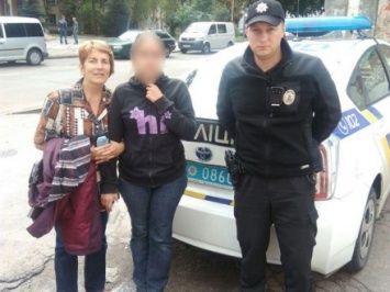 Патрульные спасли девушку от самоубийства в Житомире