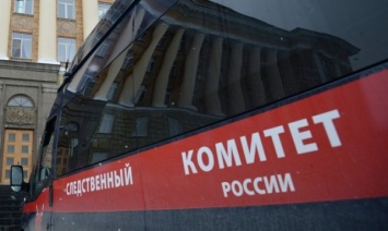В Петербурге подросток упал с восьмого этажа на глазах у своей подруги