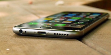 Производители комплектующих страдают от низких продаж iPhone