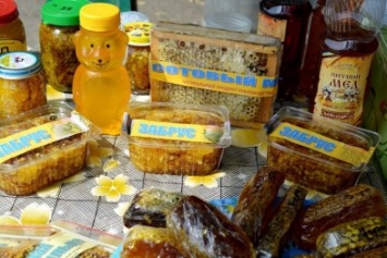 В Краматорске ярмарка меда прошла без медовухи
