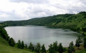 В Красноярском крае на озере исчезли четверо человек