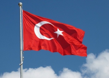 Турция требует от ЕС ввести безвизовый режим до конца октября