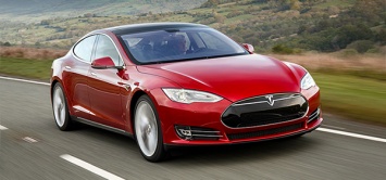 Tesla отказалась от использования термина «автопилот» после ДТП в Пекине