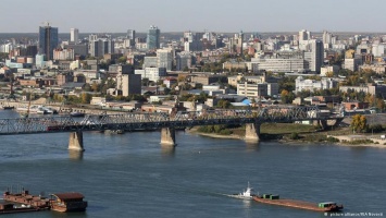 Новосибирск: иностранцам запретили работать по ряду специальностей